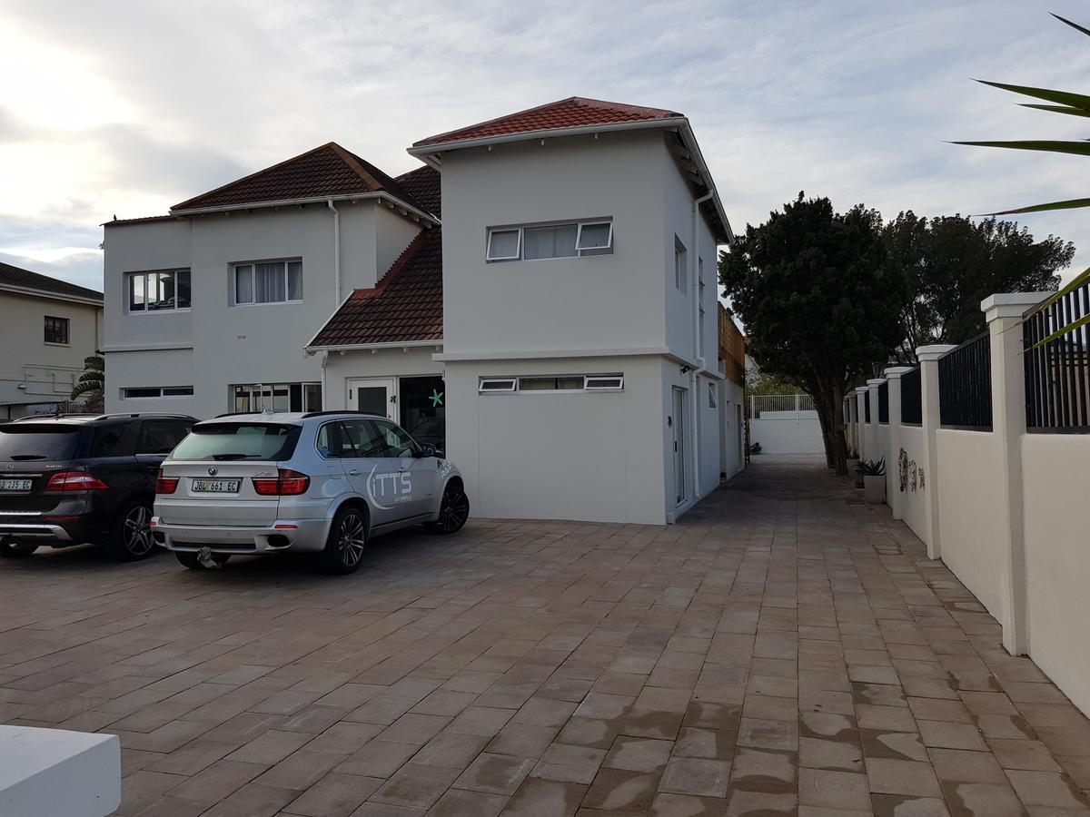 Beachway Guesthouse Πορτ Ελίζαμπεθ Εξωτερικό φωτογραφία